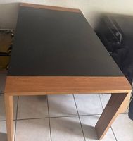 Moderner Esstisch mit Glasplatte und Holz für 6 Personen