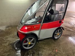 Elektrofahrzeug Dreirad Kabinenroller rot/silber guter Zu...