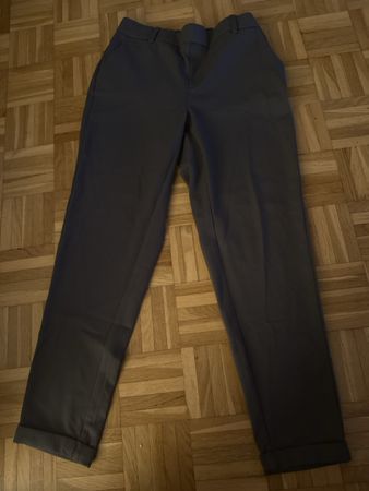 Graue Stoffhose, neuwertig, Grösse M