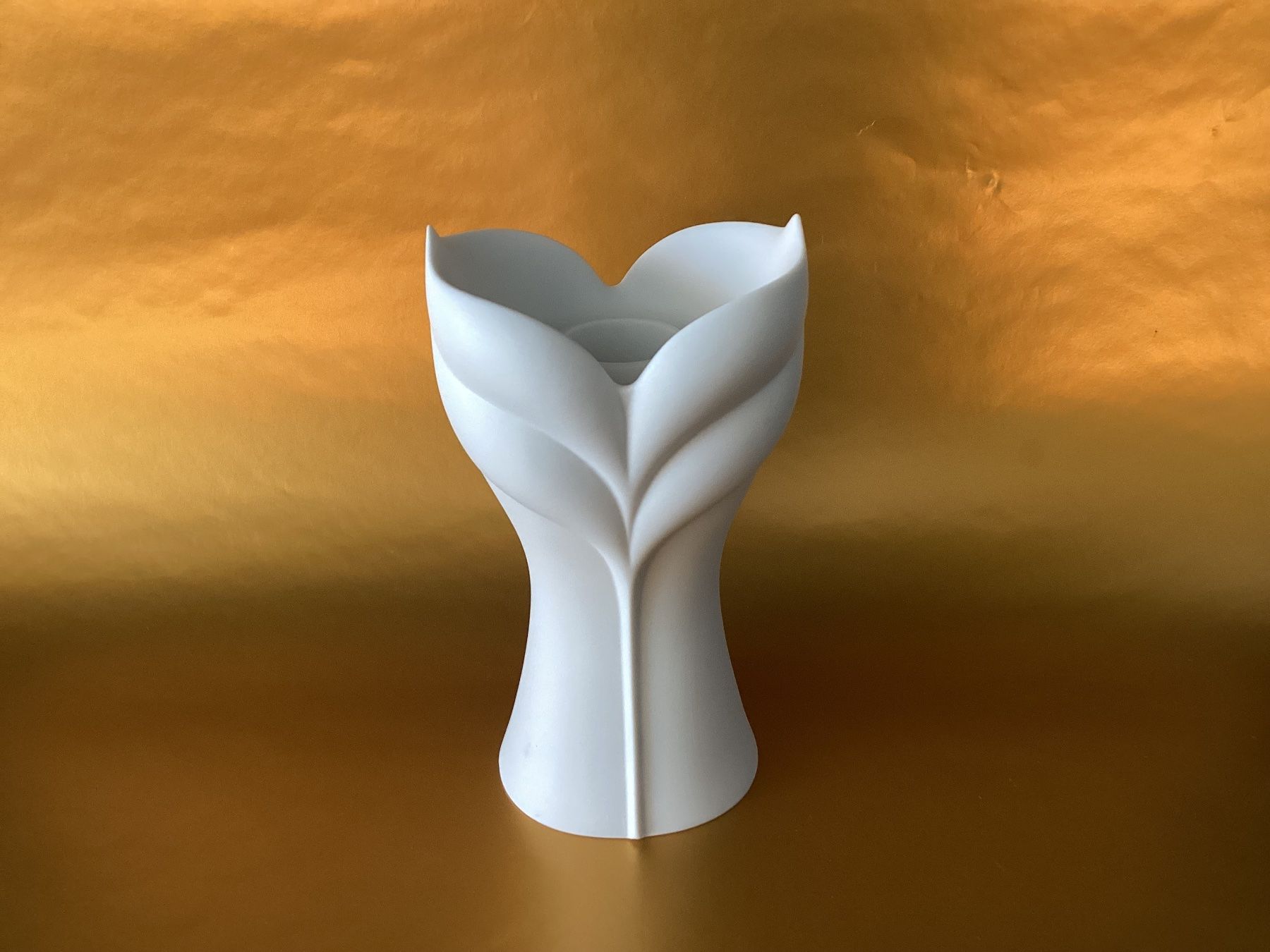 Rosenthal Bougeoirs: Rosenthal / Kerzenhalter weiss  matt – D'occasion à Beinwil am See par kae_gh7c
