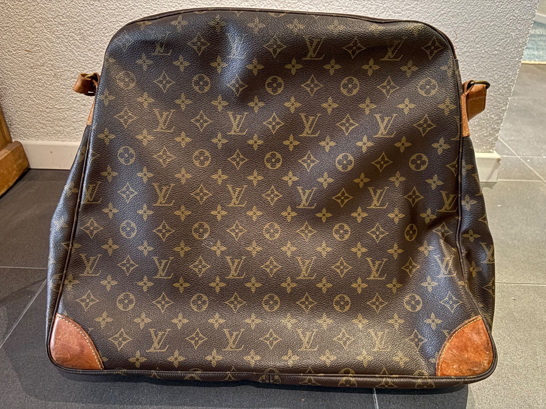 Louis Vuitton Borse da donna: Louis Vuitton Sac Balade – Usato da Bern venduto da _nik_01 1