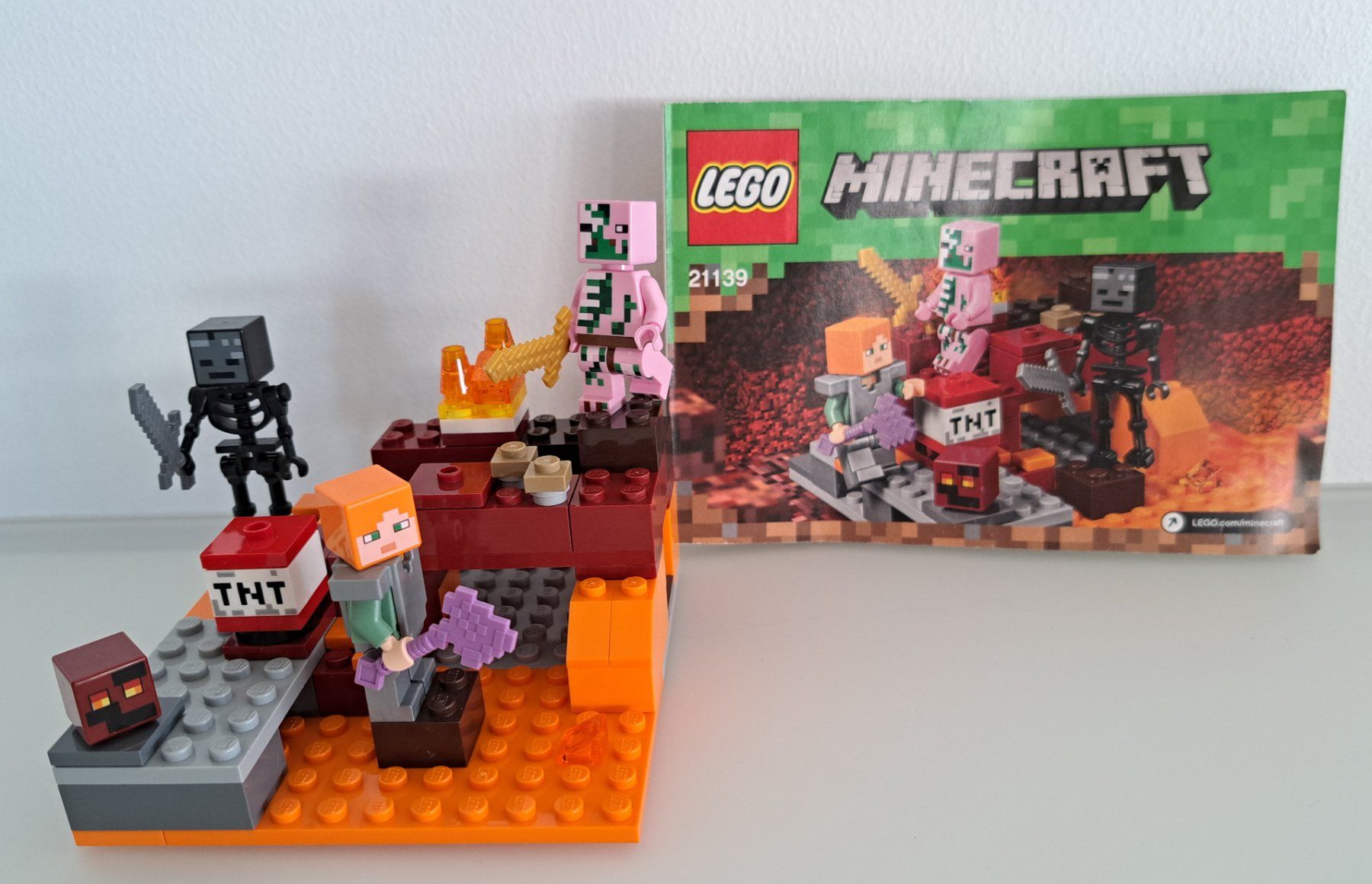 Lego Giocattoli: LEGO Minecraft 21139 Netherabenteuer – Usato da Langendorf venduto da thesi246