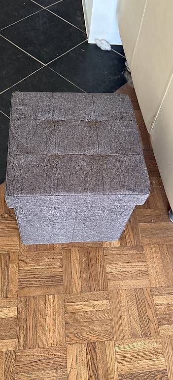 Sgabelli: Sitzbox mit stauraum – Usato da Uster venduto da dbli01