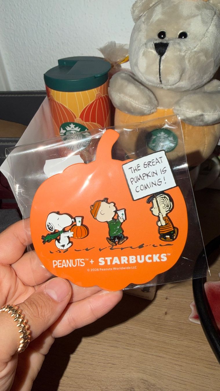 Plaketten & Abzeichen: Starbucks Snoopy – Neu und originalverpackt aus Baar von val_t9r5