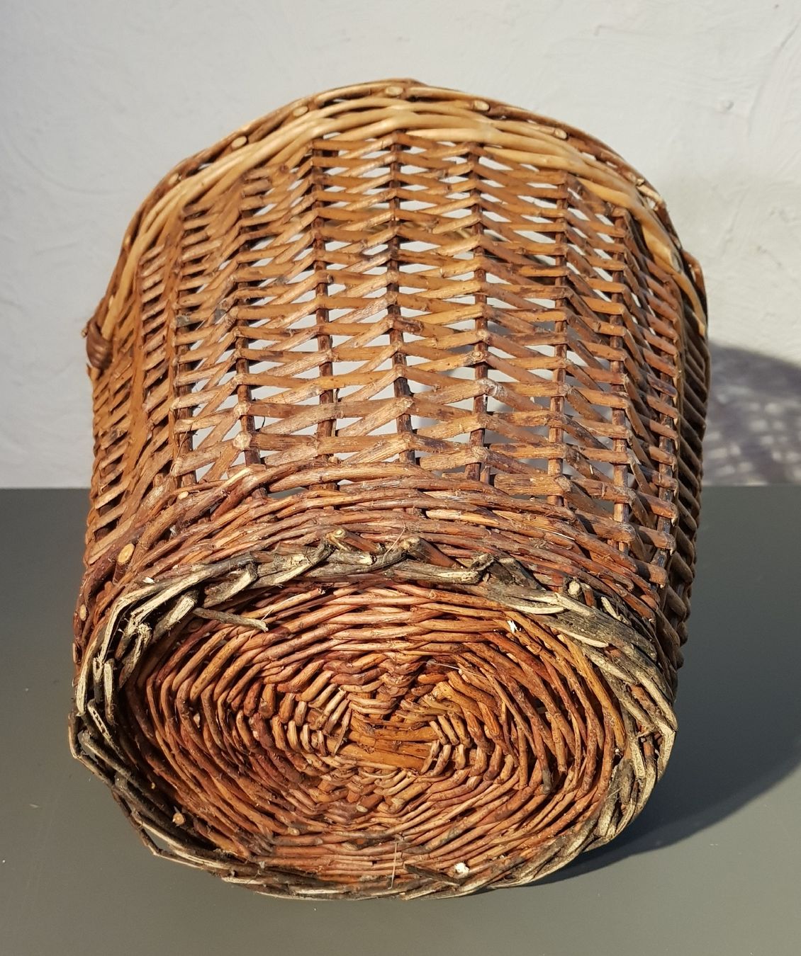 Autres articles pour la maison: Weidenkorb mit Henkel  – D'occasion à Erlenbach ZH par wem_6f9c 2