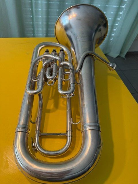 Besson Instruments de musique: Euphonium Besson New Standard (Schnäppchen) – D'occasion à Diessenhofen par Zanze 4