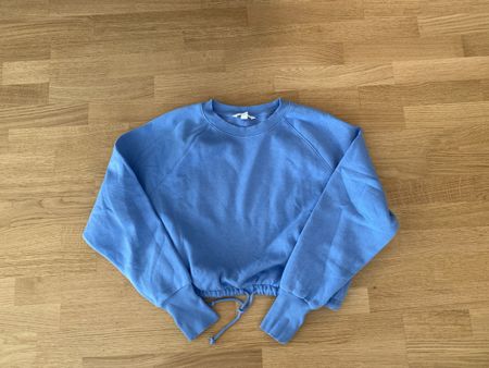 H&M Damen Crop-Sweater, hellblau, Gr. M - Top Zustand!