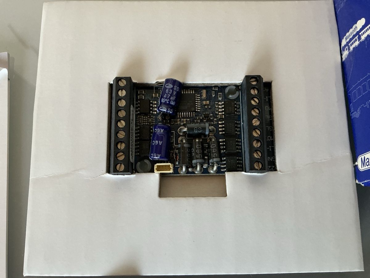 Modelleisenbahnen: Massoth 8150001 eMOTION XL Lokdecoder 4 Ampere mit Anleitung – Neu (gemäss Beschreibung) aus Wängi von Madella 1