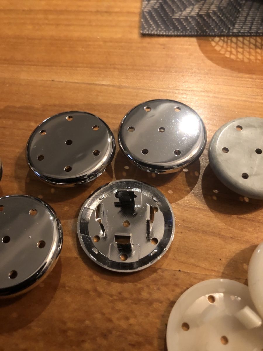 Whirlpool: Lot de 10 capuchons duses pour jacuzzi  – Nuovo (secondo la descrizione) da nods venduto da Gao 1