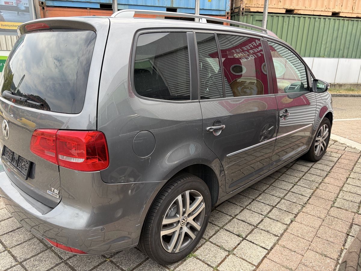 VW Automobili: VW Touran 1.2 TSI BMT – Usato da Sisseln AG venduto da Schlossladen 3