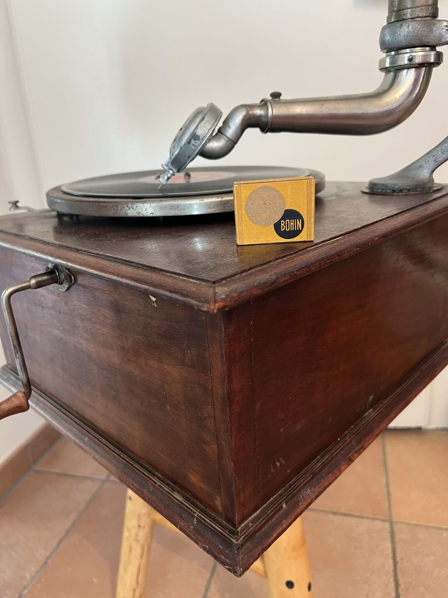 Plattenspieler: Grammophon Gramophone – Gebraucht aus Münchenstein von cor_wpw2 2
