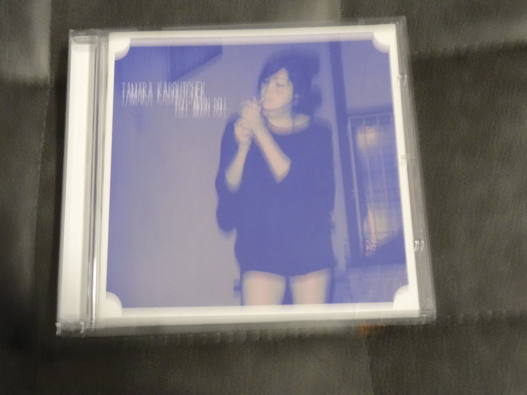 CD: Tamara Kaboutchek - Full Moon Doll CD – Usato da Olten venduto da Disc-Ausverkauf