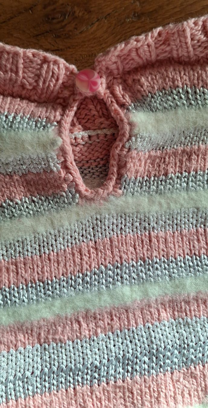 Lotti & Set di vestiti: 3 süsse Baby-Oberteile, Hoodie, Kurzarmpulli, Pullunder  NEU – Nuovo (secondo la descrizione) da Langenthal venduto da Handstrick 6