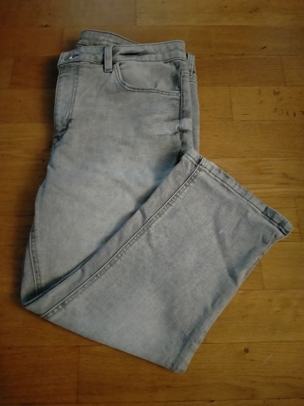 C&A Pantaloni: Capri Jeans gr 42 EU – Nuovo (secondo la descrizione) da Regensdorf venduto da ste_9w8q 3