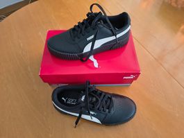 Puma Sneaker Carin schwarz weiss ungetragen.