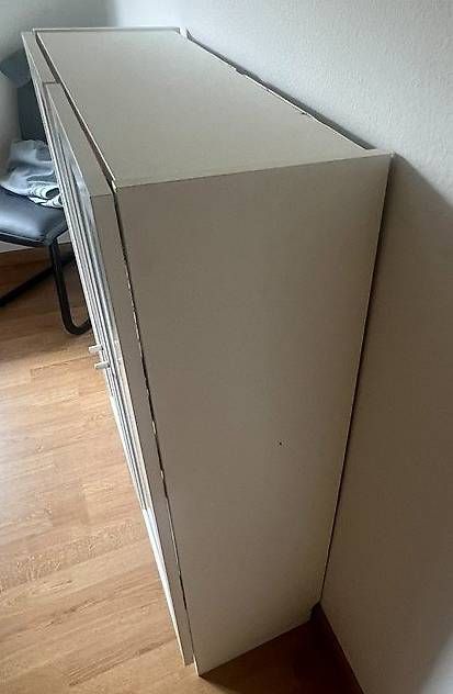 Schränke: Gratis abzugeben: Kleiner Schrank – Gebraucht aus Winterthur von Brummbaer1 3