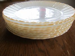8 x Retro Termocrisa Teller Milchglas