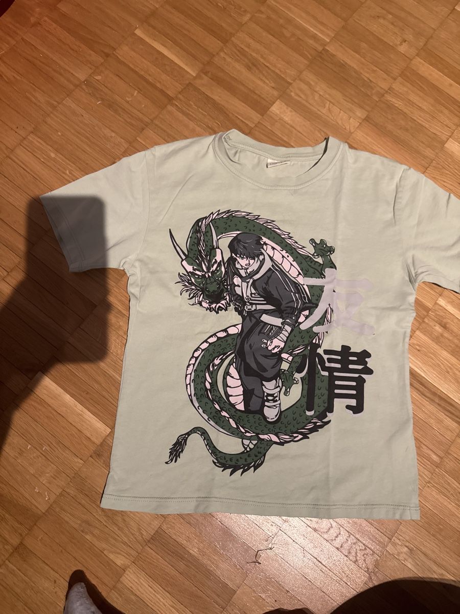 Camicie, T-shirt & Polo: Tshirt Gr. 128/134 – Usato da Glattpark(Opfikon) venduto da cherrytomate