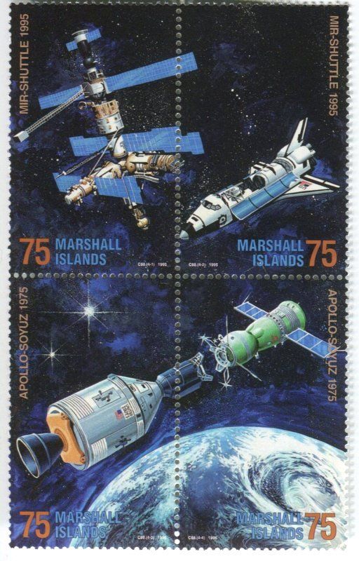 Tutti i francobolli: Briefmarken "Apollo-Sojus". Marshallinseln – Nuovo e nell'imballaggio originale da Basel venduto da Butsch5