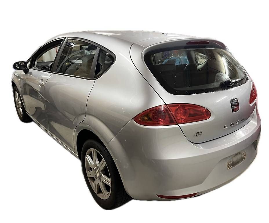 Automobili: Seat Leon ab MFK – Usato da Brünisried venduto da andre.buchs 3