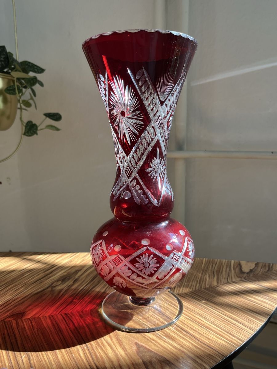 Wünderschöne alte rubi rot Bleikristall Vase (Neu (gemäss Beschreibung)) in Basel für CHF 55 – mit Lieferung auf Ricardo kaufen