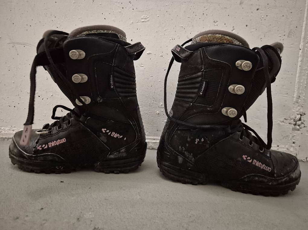 Scarpe da uomo: Snowboardschuhe Grösse 38.5 – Usato da Zürich venduto da Damaa 1