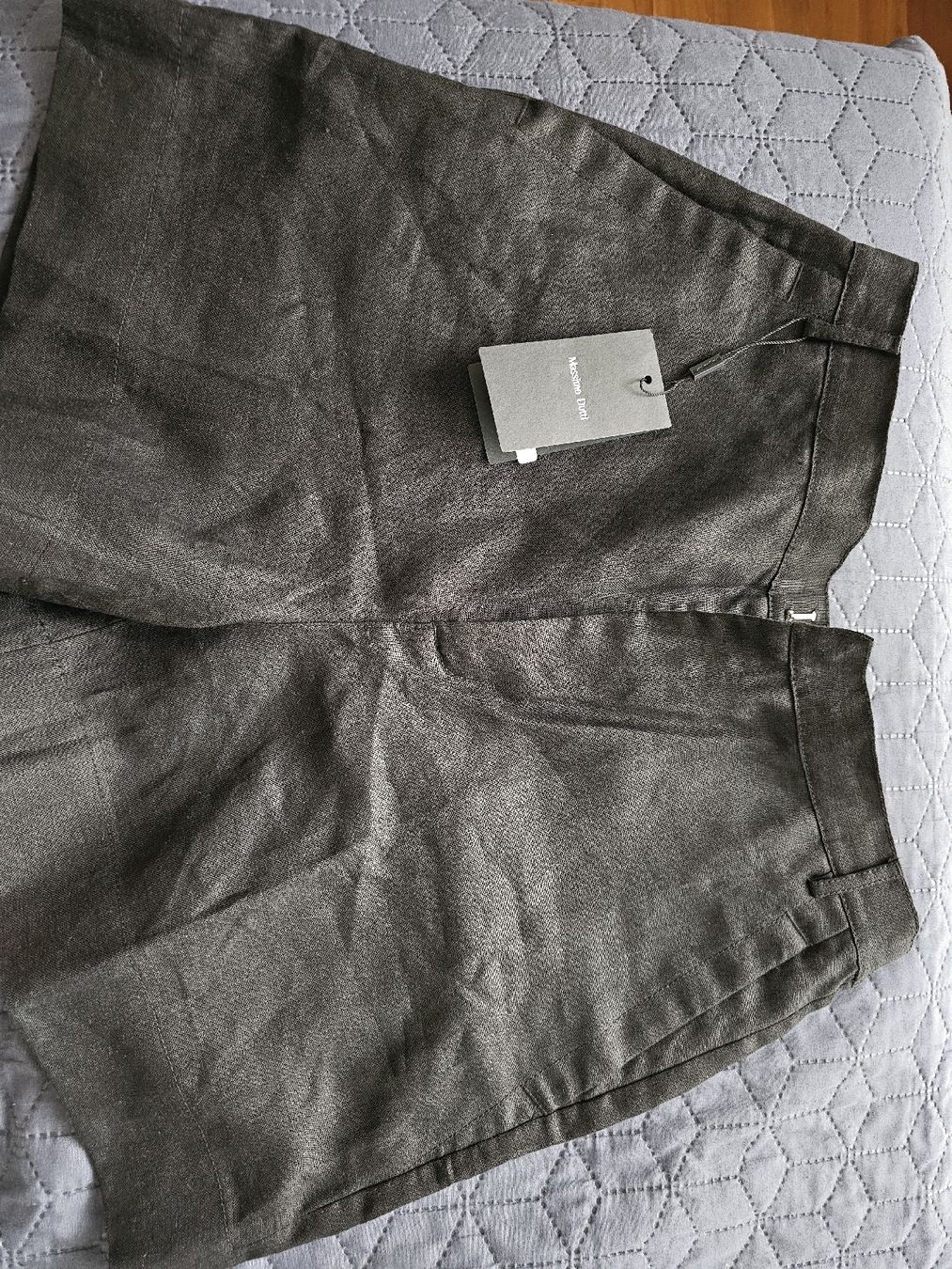 Massimo Dutti Hosen: Massimo Dutti Shorts aus Leinen Gr 40 – Neu und originalverpackt aus Forch von nin_8jvc 3