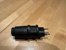 Stromstecker T12 stabil schwarz