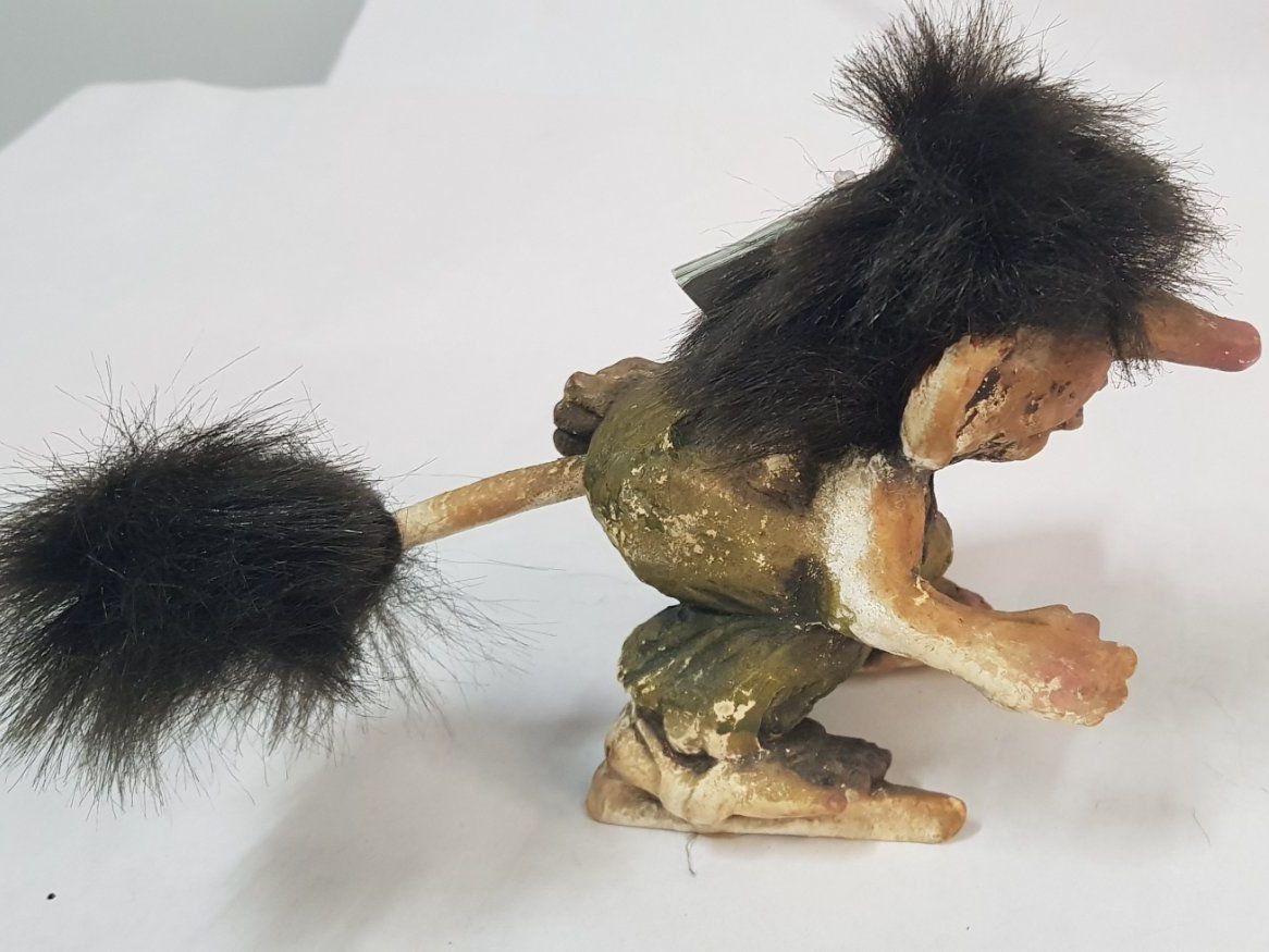 Figuren: Troll Figur Schlittschuhfahrer – Gebraucht aus Figino von mayam63 2