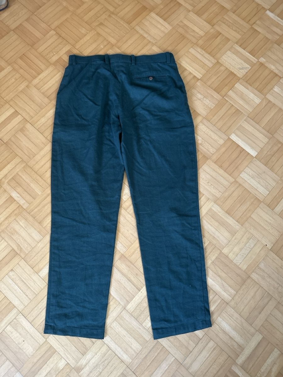 Pantaloni: Dunkelgrüne Leinenhose, Grösse 34 – Usato da Luzern venduto da s_m_6skd 4