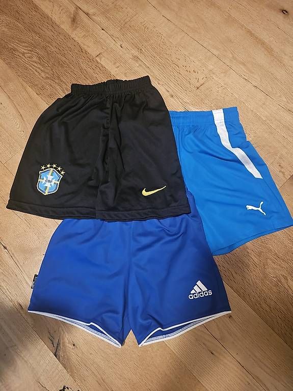 Hosen: Shorts – Neu und originalverpackt aus Neuenegg von mak_rq67