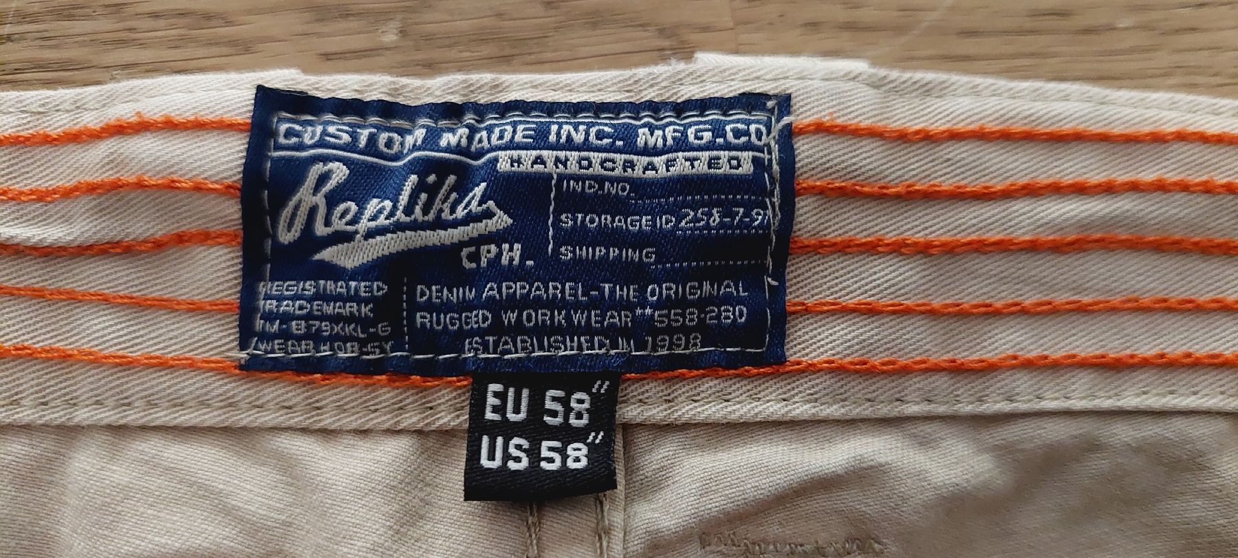 Pantaloni: Neue! Replika Cargo Shorts beige Gr. 58  – Nuovo e nell'imballaggio originale da Zürich venduto da lehmi1 5
