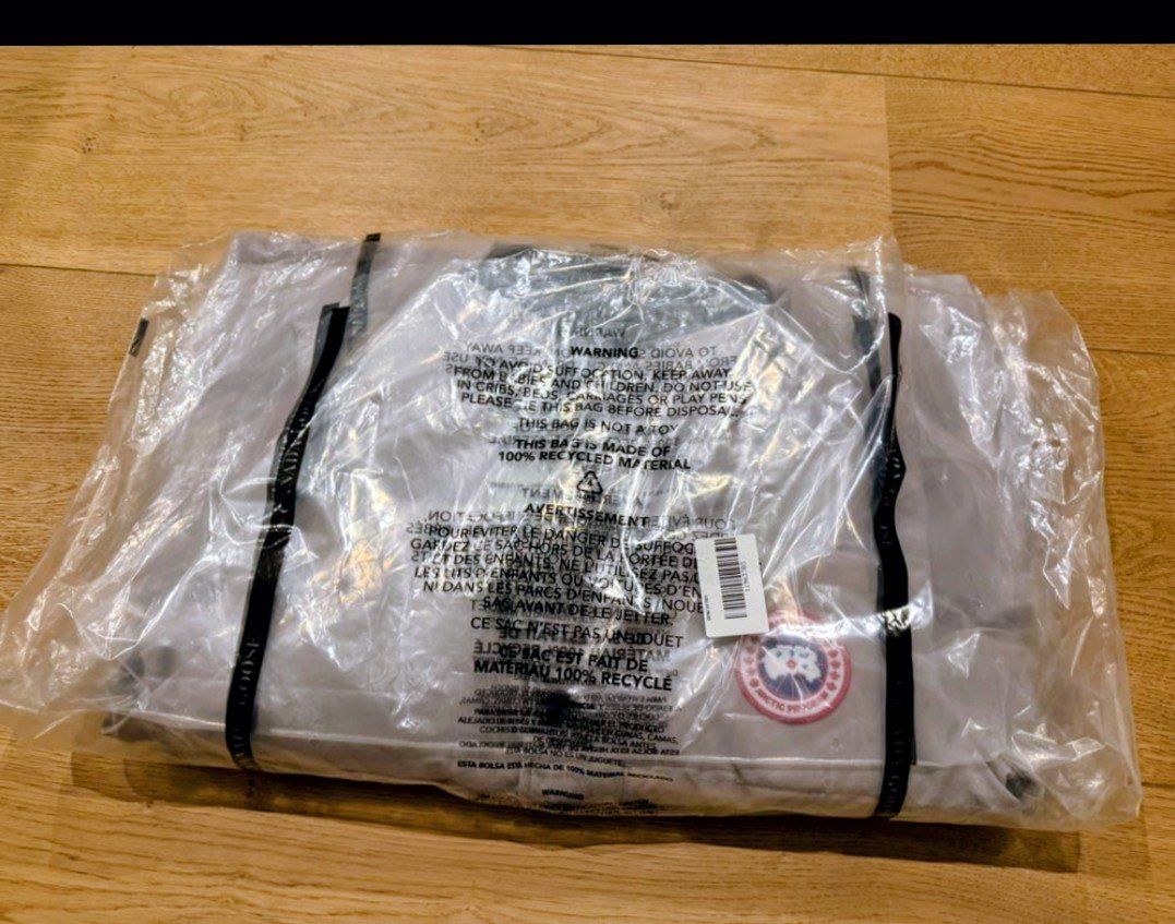 Canada Goose Gilets & Westen: Canada Goose Freestyle Weste – Neu und originalverpackt aus Oftringen von diesel077 4
