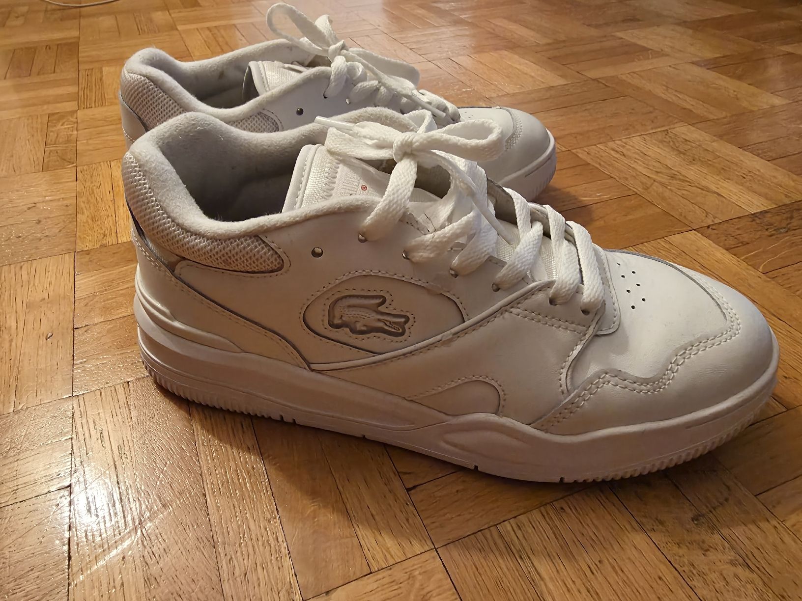 Lacoste Scarpe da uomo: baskets sneakers Lacoste blanches 38 – Nuovo (secondo la descrizione) da Corcelles-Payerne venduto da Shielddd