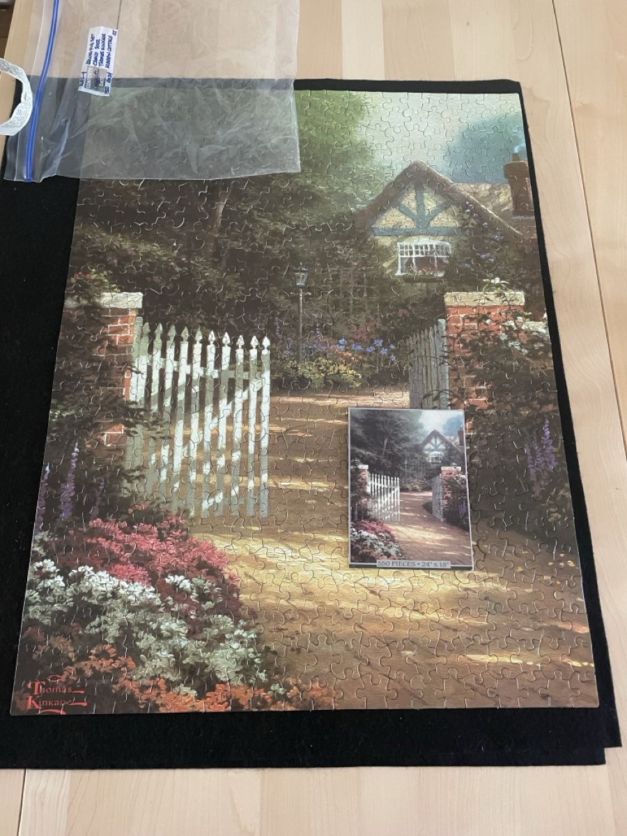 Puzzle: Thomas Kinkade Puzzle hidden cottage 550 Teile – Usato da Basel venduto da Barry27