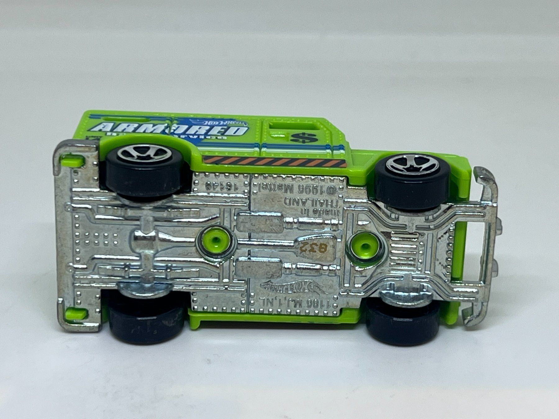 Hot Wheels Modellini d'auto: Hot Wheels Armored Truck #233 – Usato da Wildegg venduto da LaaBoutique 3
