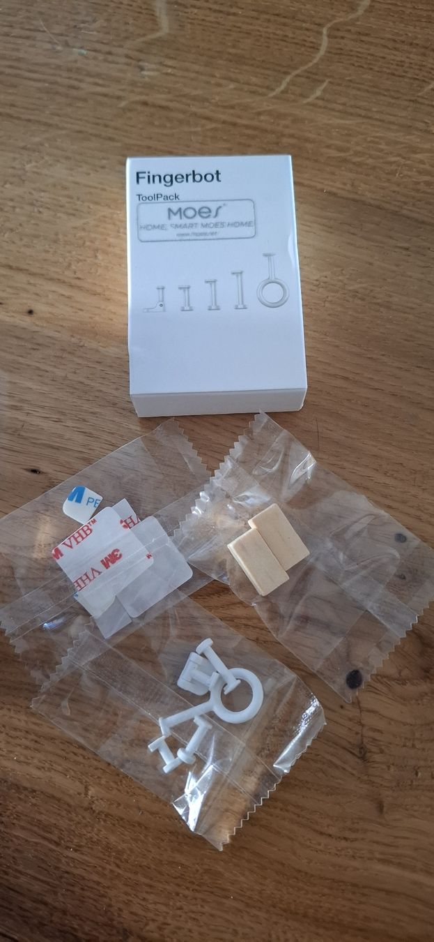 Interrupteurs: Fingerbot, smart home, schalter – Neuf avec emballage d'origine à Guntershausen par Jtattoo 4