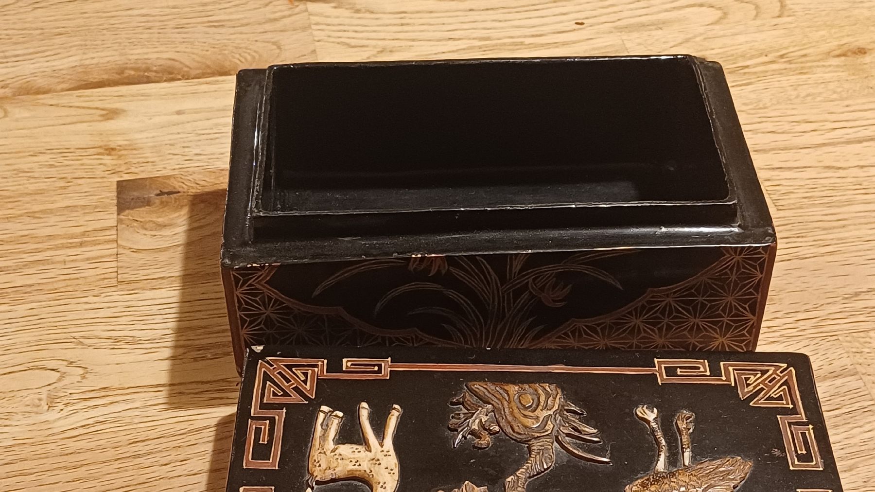 Cassapanche: Schöne Schatulle  – Usato da Flawil venduto da Naphtali 7