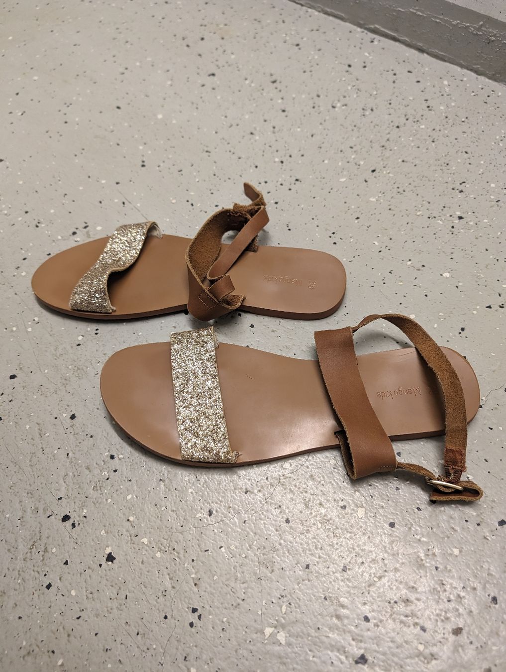 Mango Schuhe für Mädchen: Mango Kids Sandalen - Grösse 38 – Gebraucht aus Luzern von simonf1
