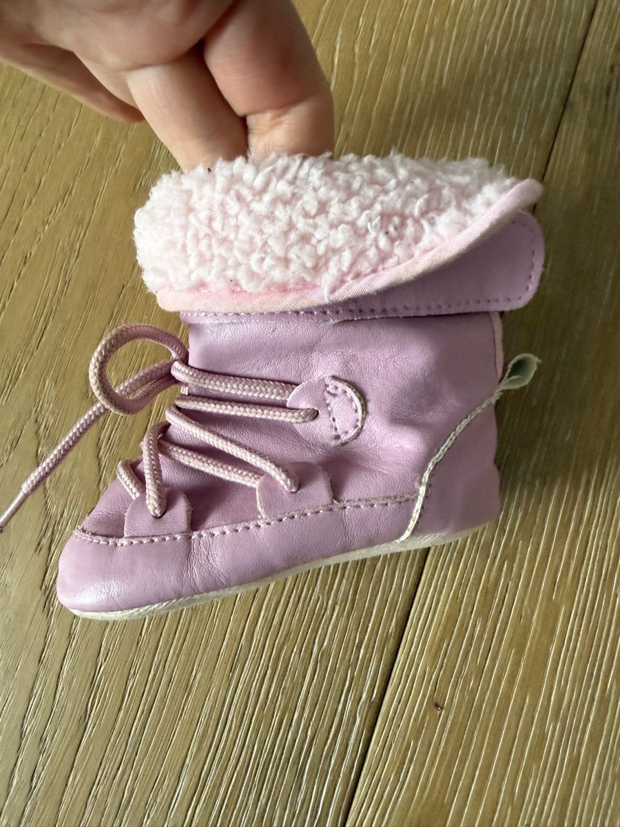 Schuhe für Jungen: Winterfinken Baby Grösse 18 – Gebraucht aus Pragg-Jenaz von gobrist 2