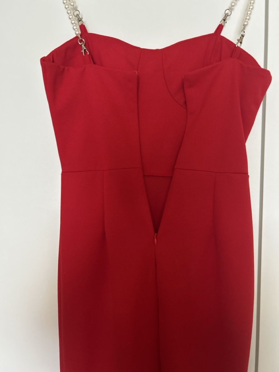 Robes: Kleid rot mit Perlenriemen Grösse S neu – Neuf (Voir description) à Frenkendorf par ana_h7dx 4