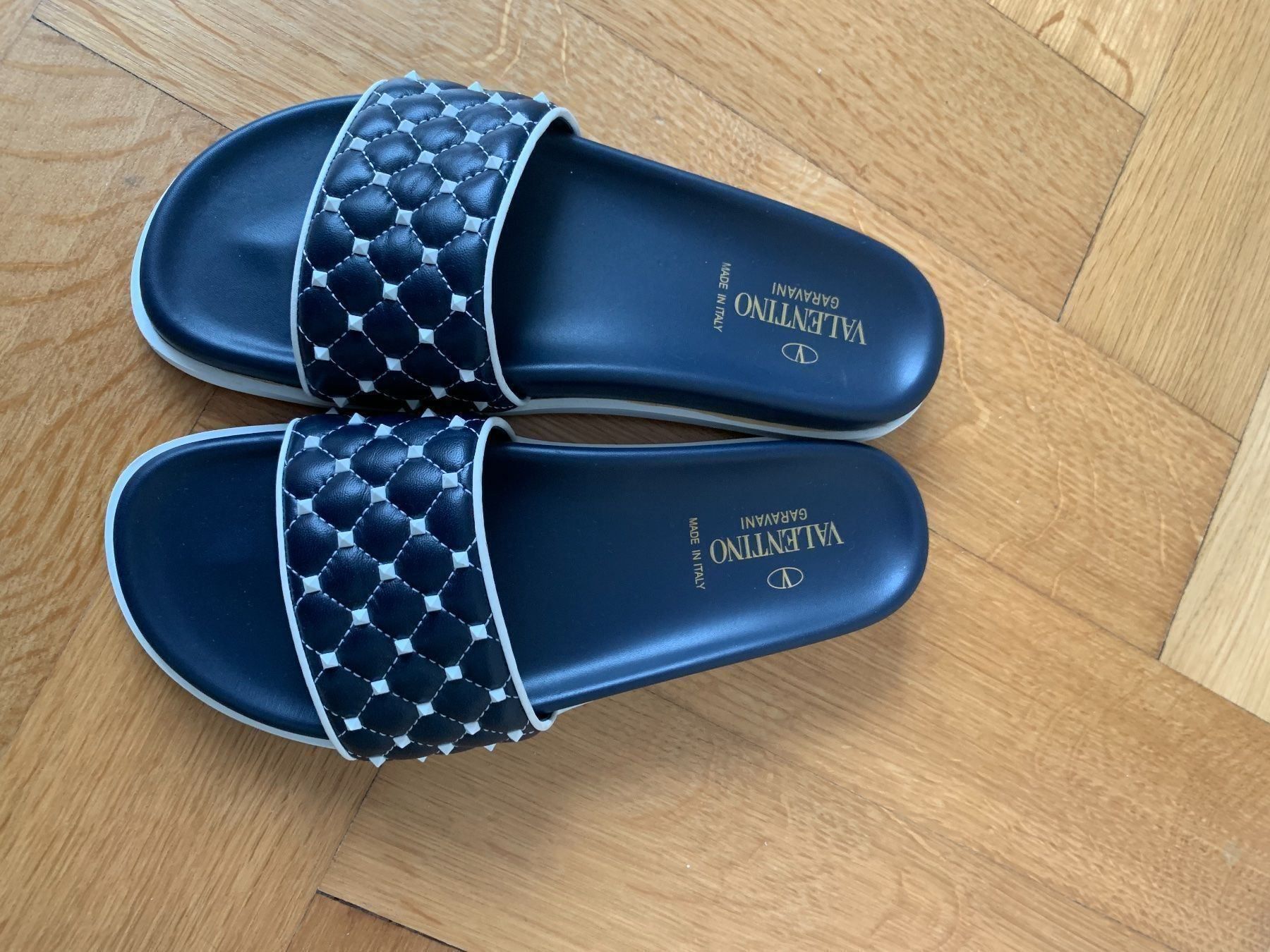 Valentino Scarpe da donna: Valentino Rockstud Slides – Usato da Glattbrugg venduto da A.S.90 4