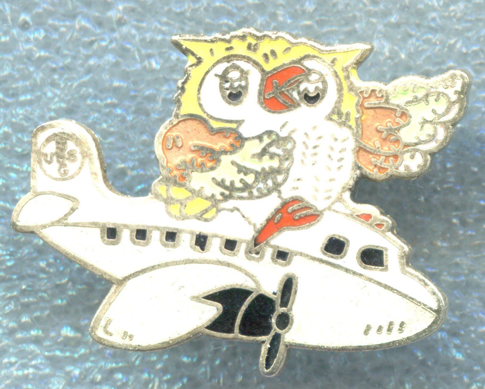 Placchette & Badge: UBS Bank  EULE  FLUGZEUG – Usato da Winterthur venduto da Sammleroase