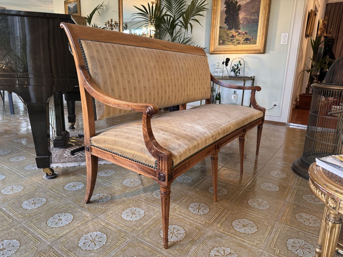 Sofas: Antikes XVI Stil Canapé, 19. Jhd. – Gebraucht aus Solothurn von milliondreams2012