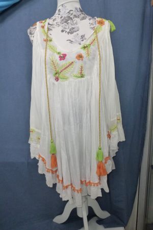 ROMANTISCHE ZIPFELTUNIKA GR 44 42 40 WEISS TRODDELN COTTON