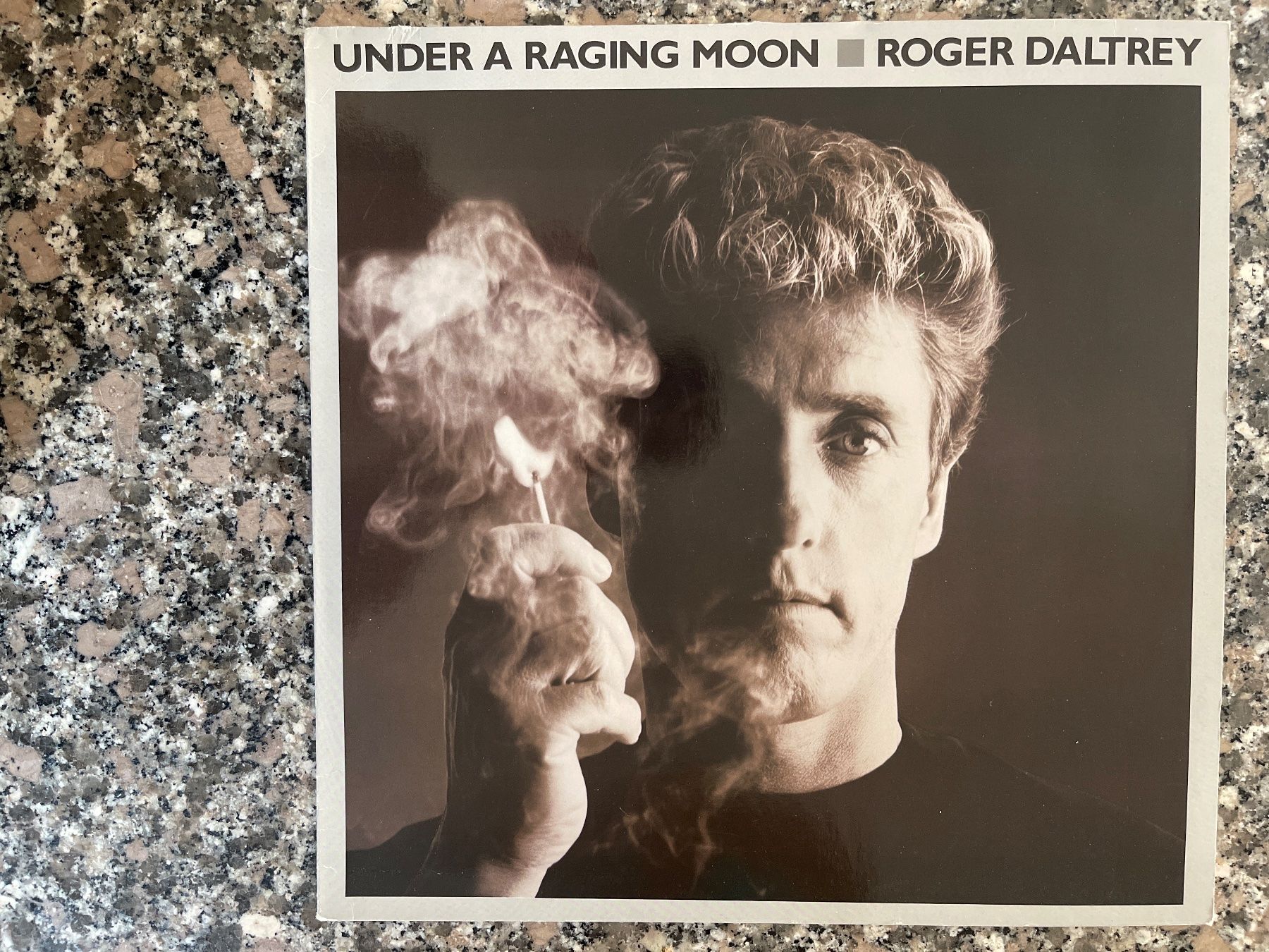 Dischi in vinile: A246/Roger Daltrey - Under A Raging Moon – Usato da Frutigen venduto da Philippe_jsp