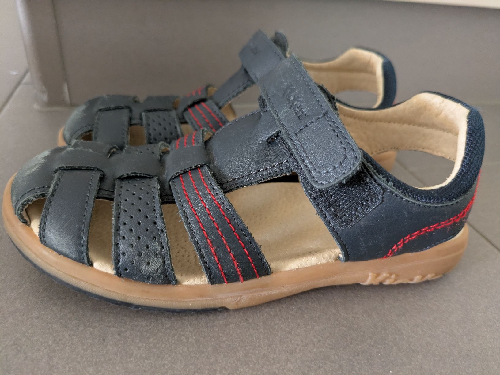 Kickers Scarpe per ragazzi: kickers sandales cuir, 34 – Usato da Ittigen venduto da Flopom