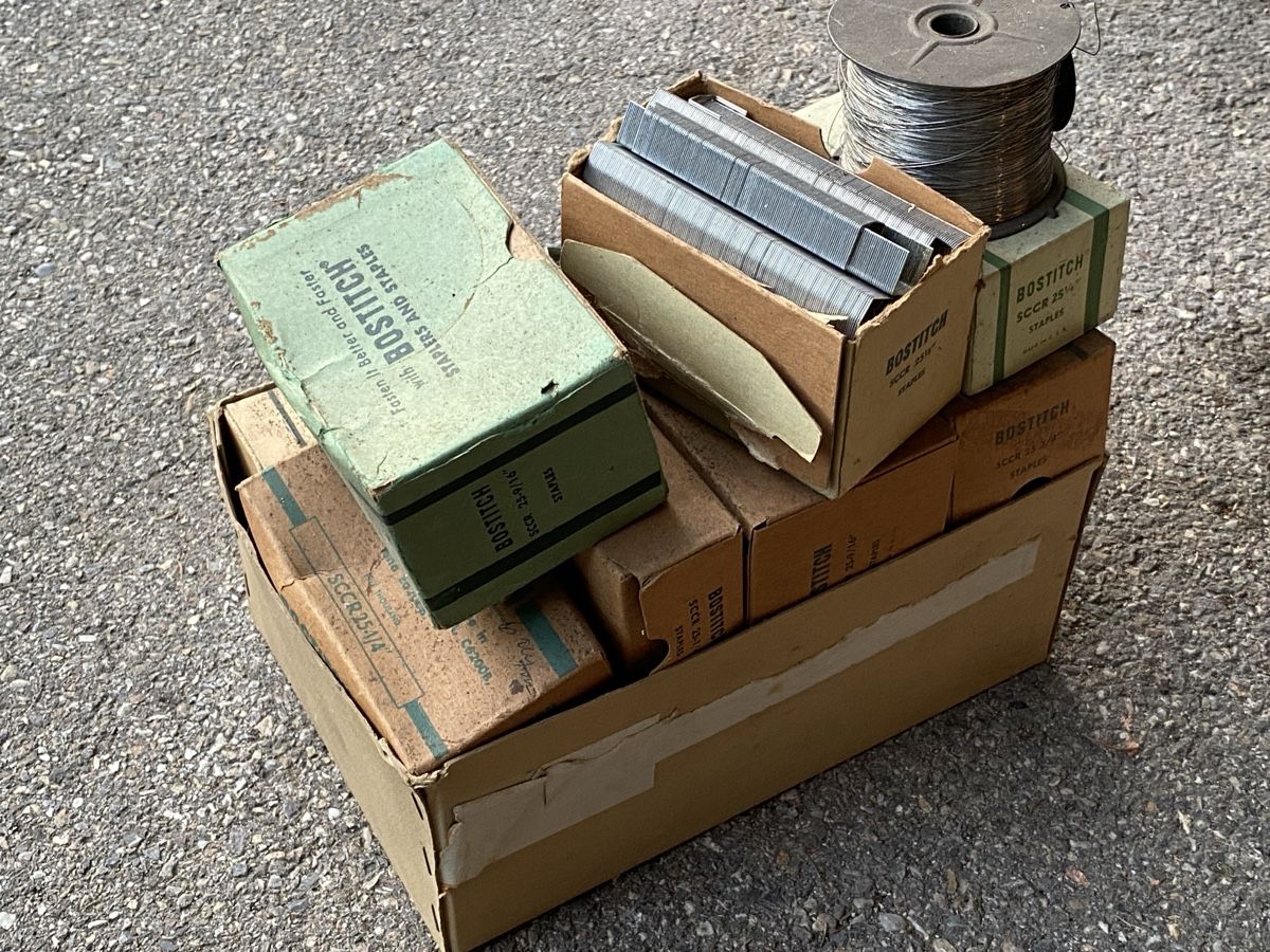 Tutte le macchine: Alte Papierlocher – Difettoso da Sutz venduto da Cash900 7
