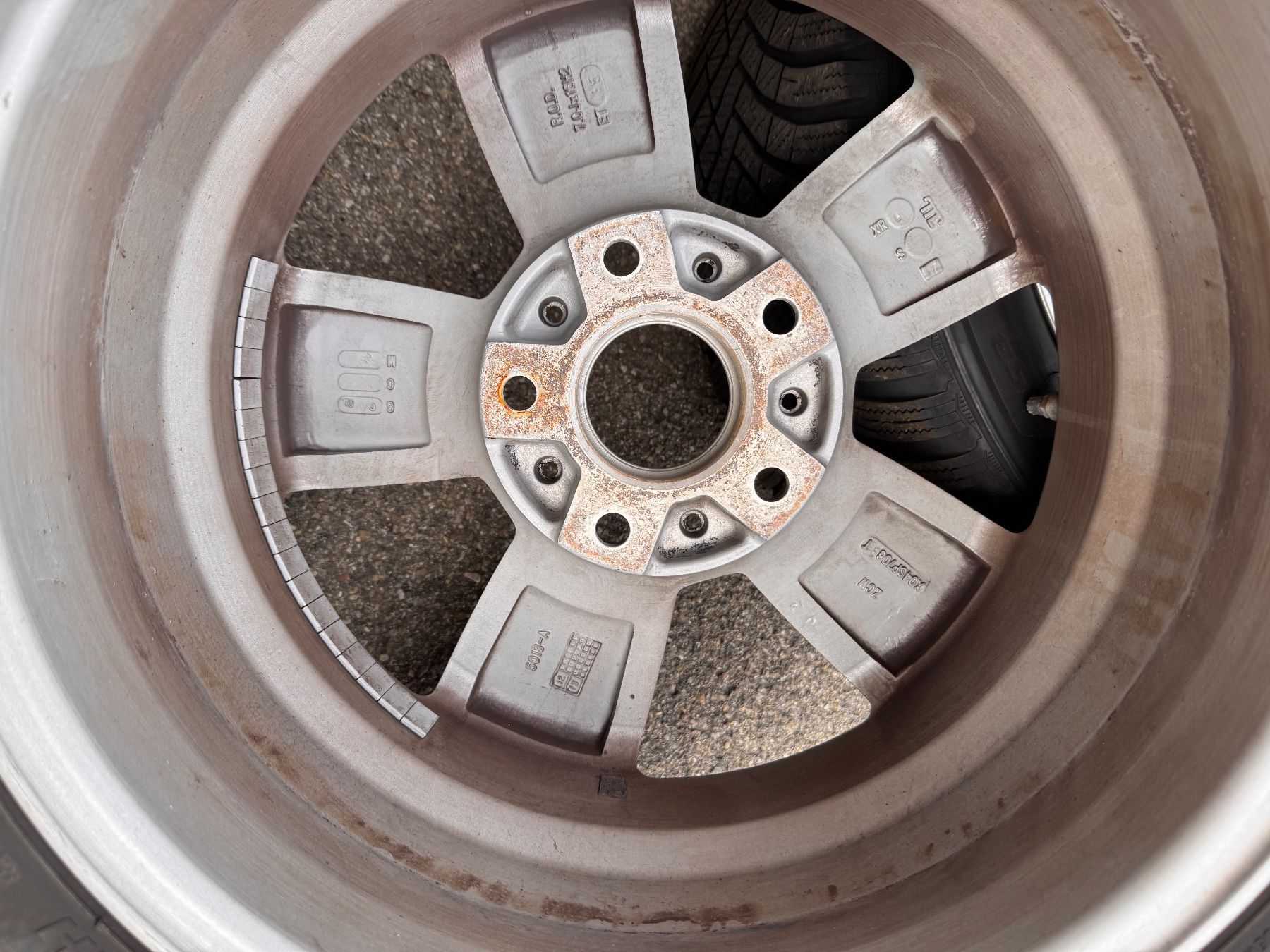 Hankook Pneus & Kompletträder: Bmw 1er Winterräder 6-7mm – Gebraucht aus goldach von Calistyle8 3