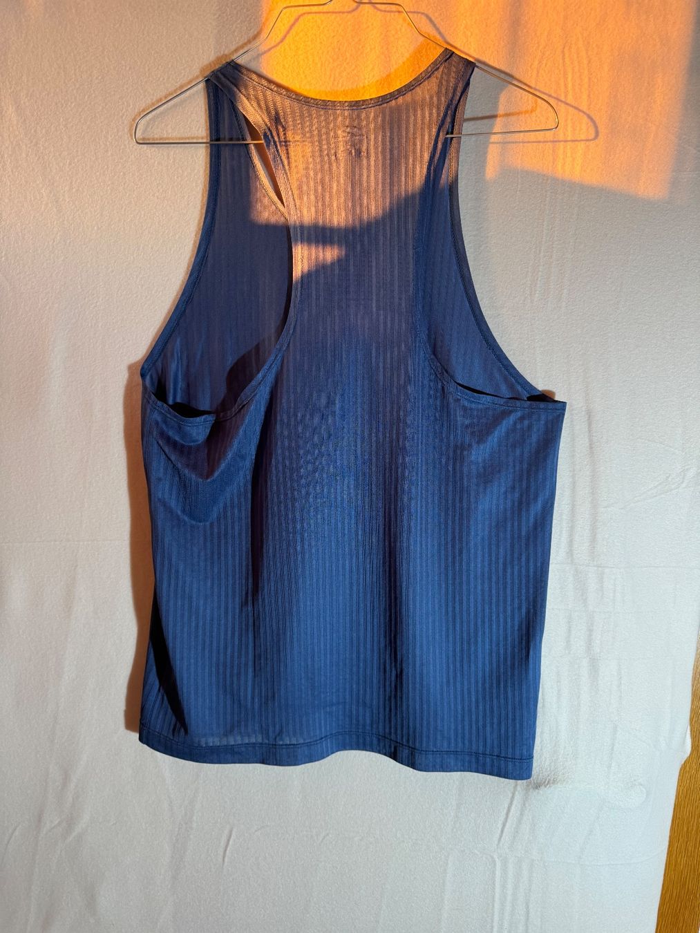 Top: dunkelblaues Top von Gr. M/L – Usato da Grosswangen venduto da SALE_SALE_SALE 5